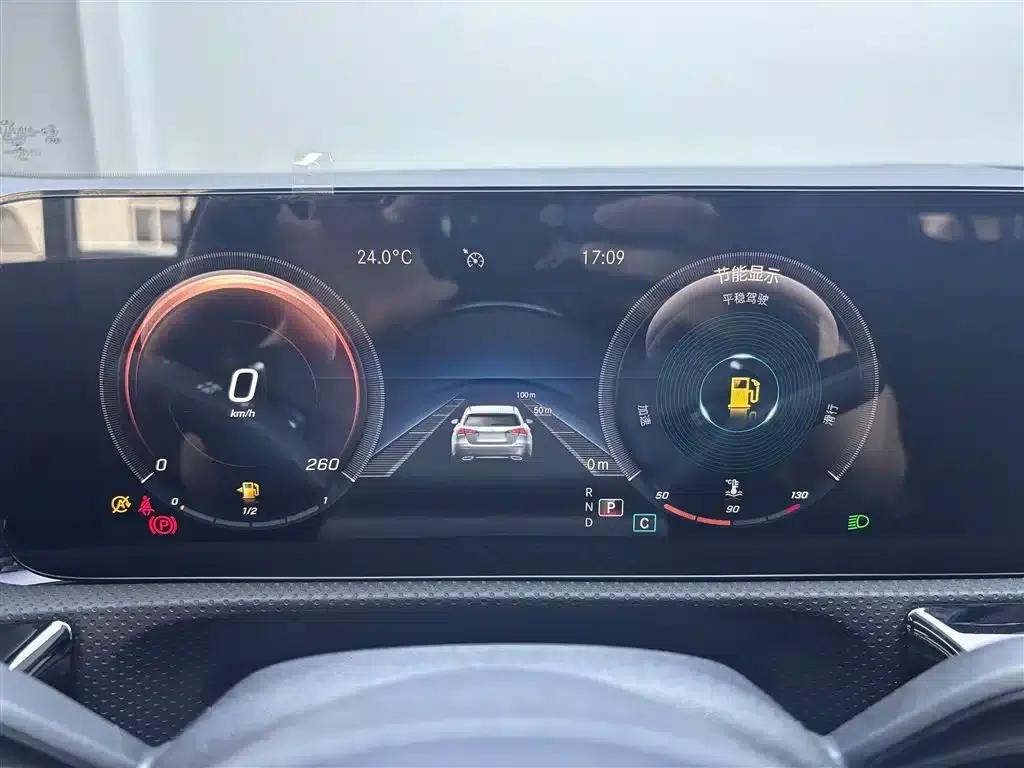 Mercedes-Benz A-Class 2021 A 200 L Sport Sedan Fashion Edition — миниатюра 9