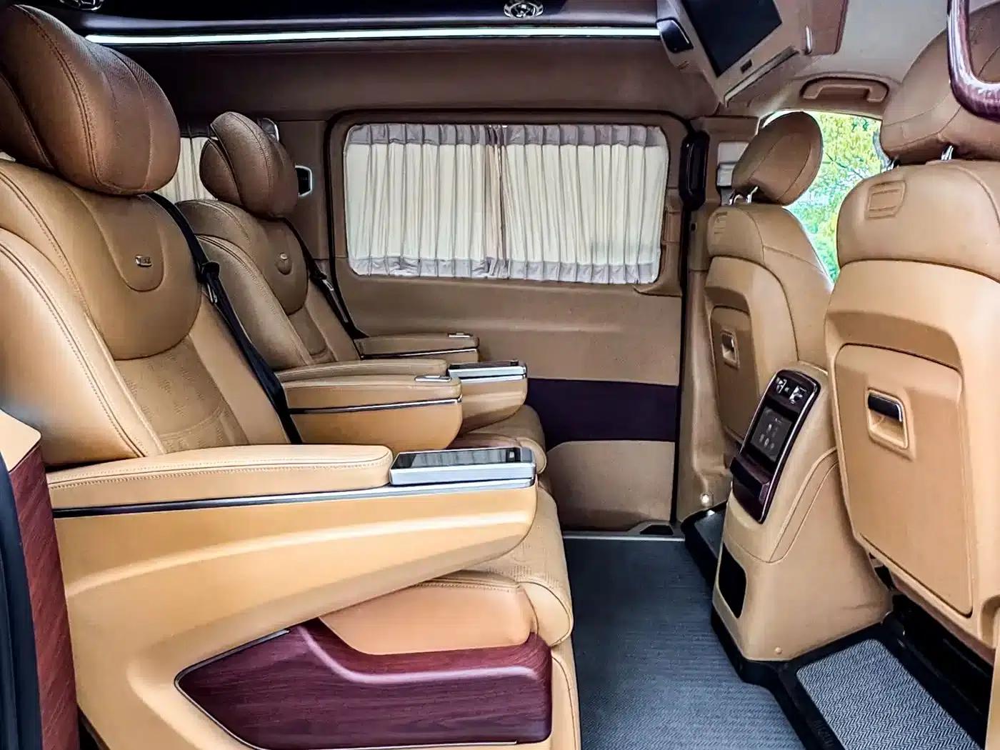 Mercedes-Benz V-Class 2022 V 260 L Long Wheelbase Luxury Edition — миниатюра 15