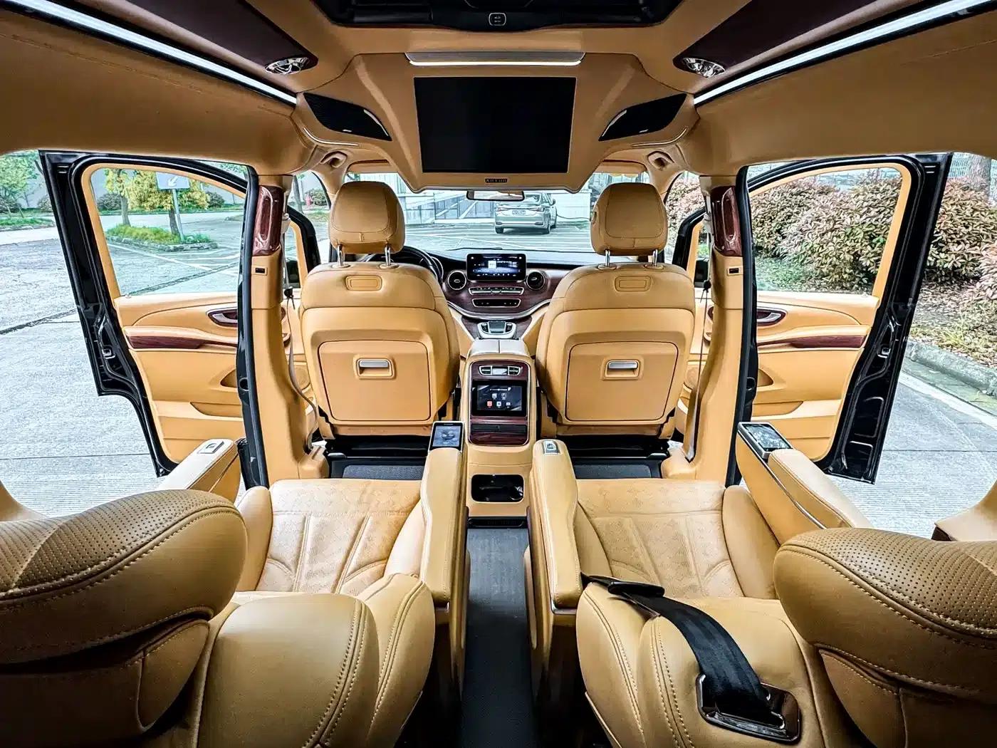 Mercedes-Benz V-Class 2022 V 260 L Long Wheelbase Luxury Edition — миниатюра 18