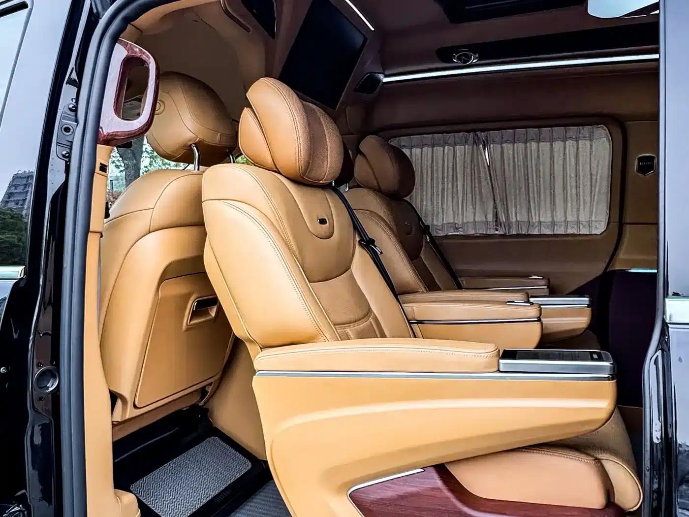 Mercedes-Benz V-Class 2022 V 260 L Long Wheelbase Luxury Edition — миниатюра 19