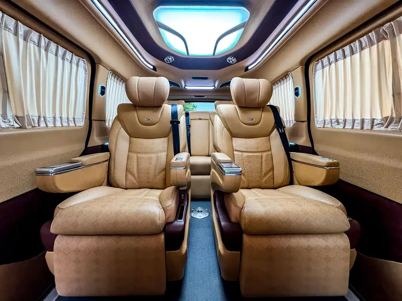 Mercedes-Benz V-Class 2022 V 260 L Long Wheelbase Luxury Edition — миниатюра 20
