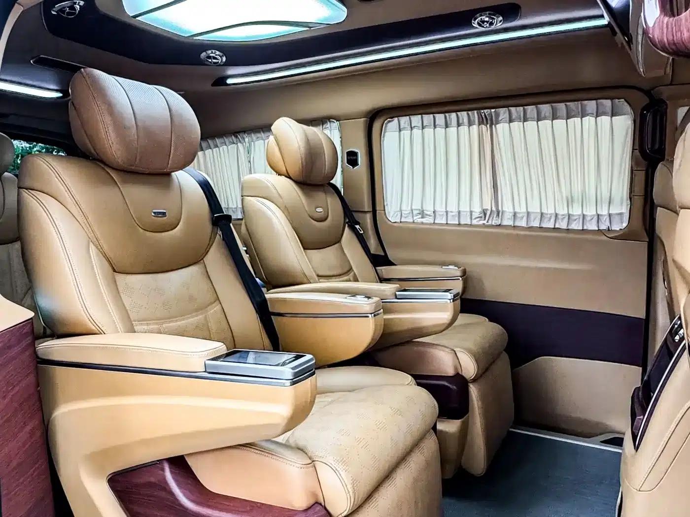 Mercedes-Benz V-Class 2022 V 260 L Long Wheelbase Luxury Edition — миниатюра 22