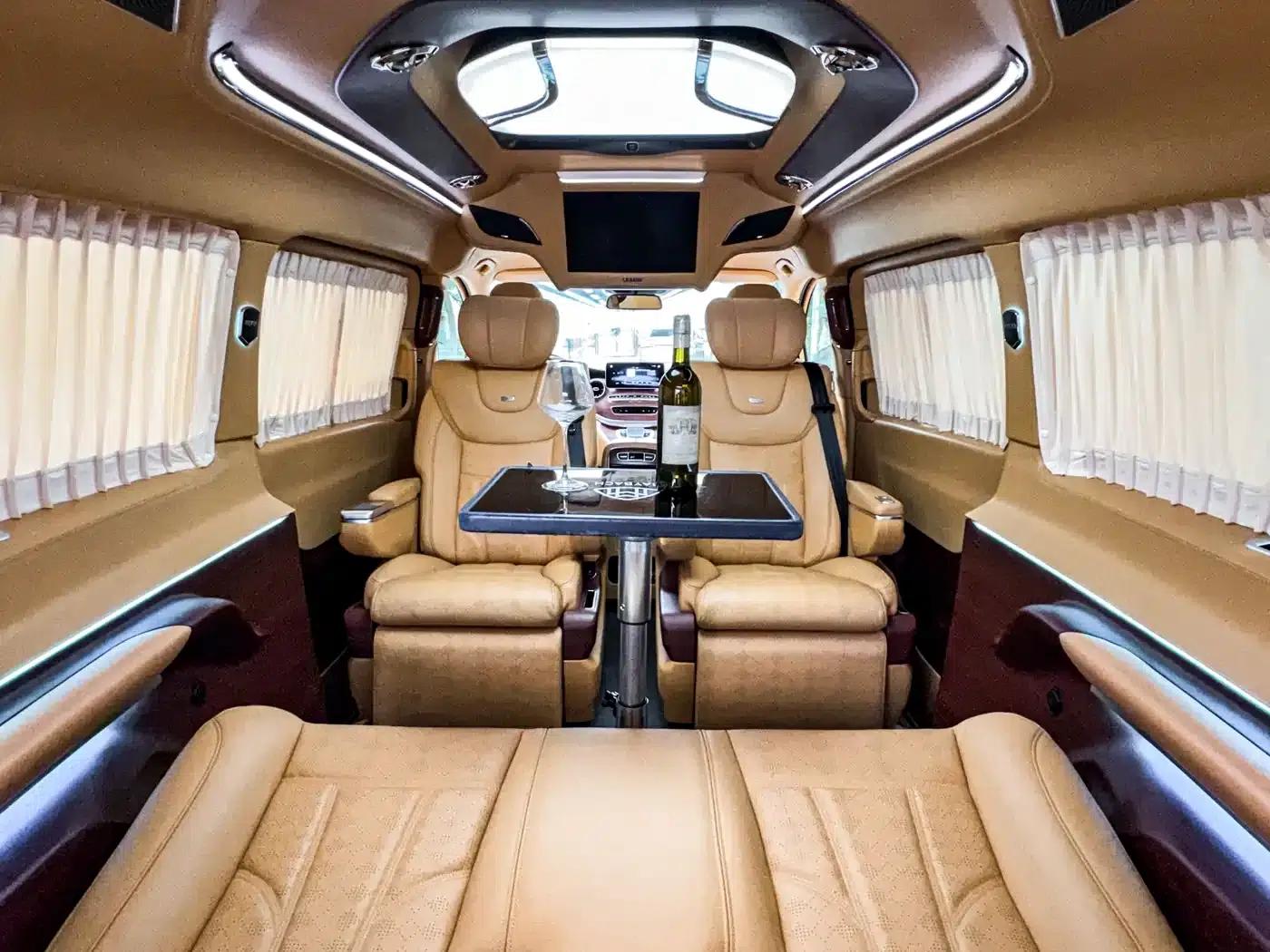 Mercedes-Benz V-Class 2022 V 260 L Long Wheelbase Luxury Edition — миниатюра 28