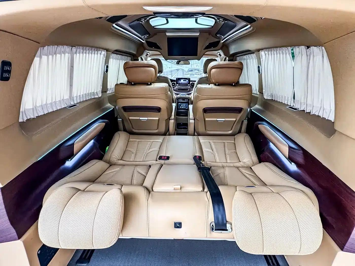 Mercedes-Benz V-Class 2022 V 260 L Long Wheelbase Luxury Edition — миниатюра 33