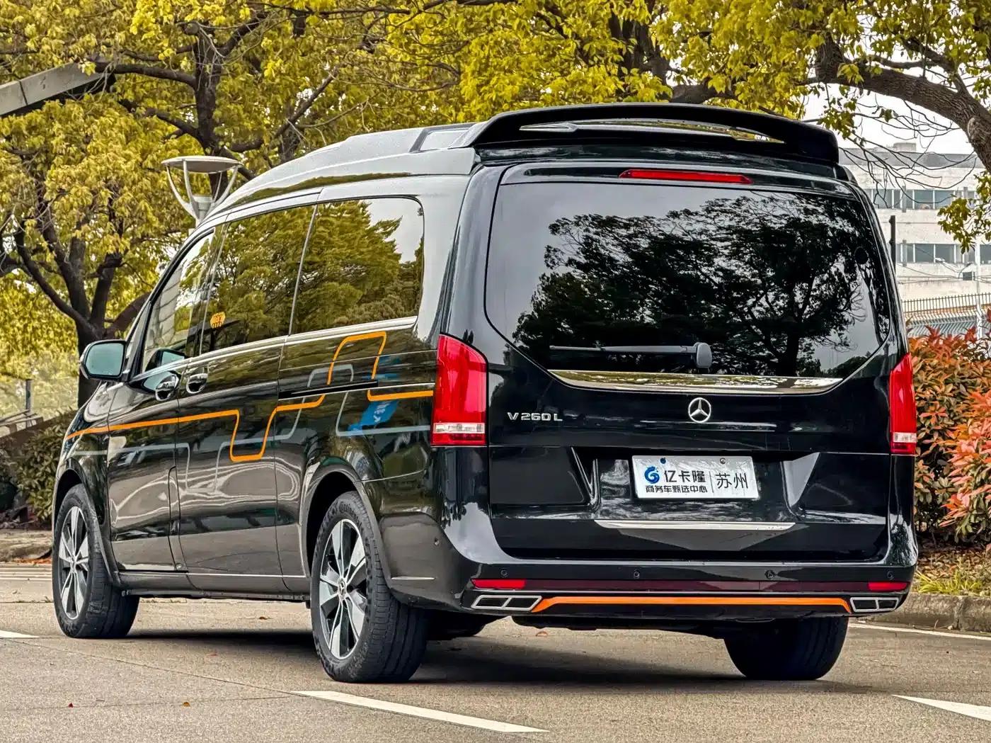 Mercedes-Benz V-Class 2022 V 260 L Long Wheelbase Luxury Edition — миниатюра 38