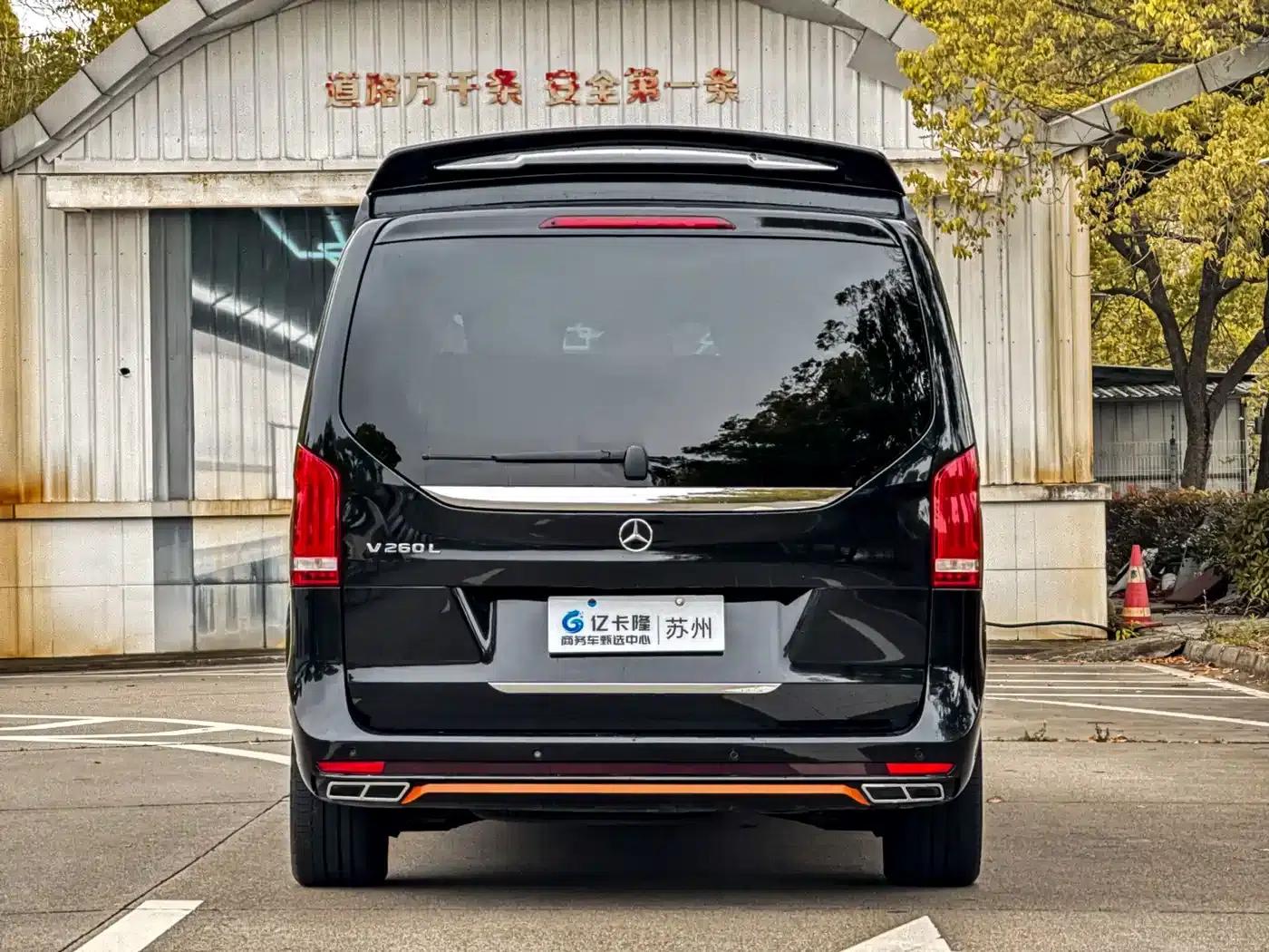 Mercedes-Benz V-Class 2022 V 260 L Long Wheelbase Luxury Edition — миниатюра 39