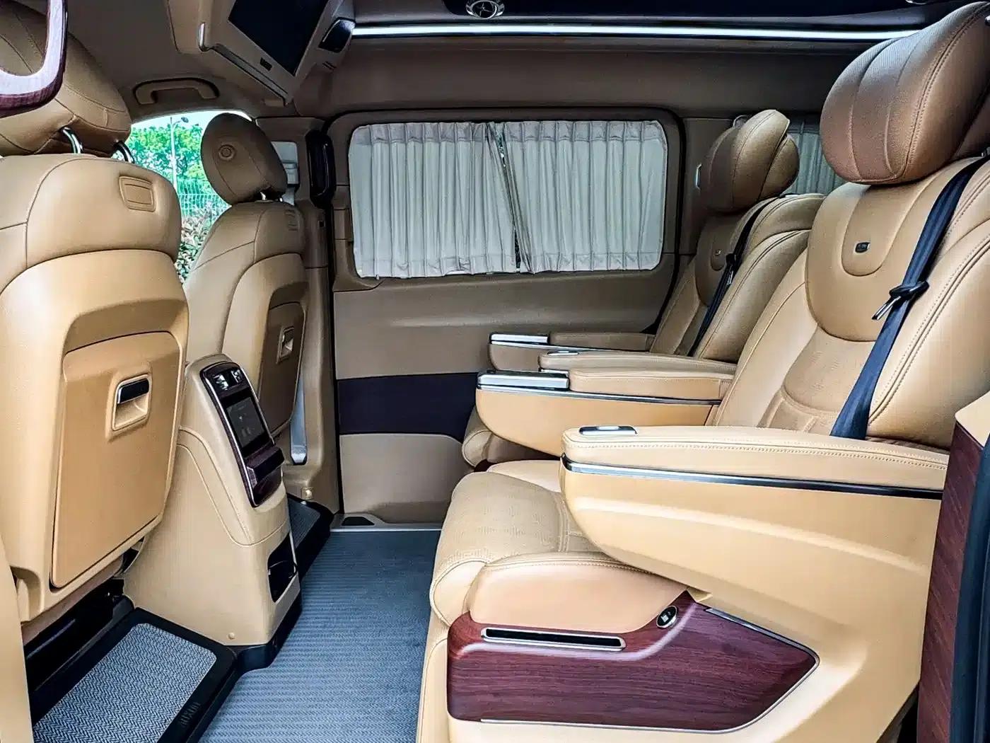 Mercedes-Benz V-Class 2022 V 260 L Long Wheelbase Luxury Edition — миниатюра 9