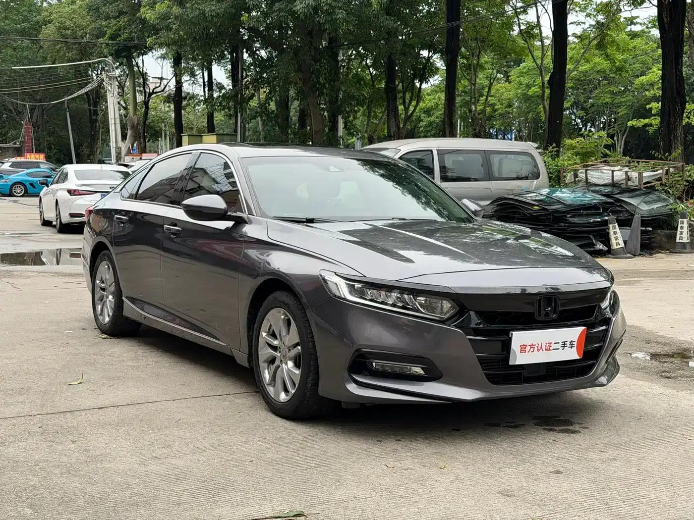 2018 Honda Accord 260TURBO Luxury Edition (China VI Emission Standard) — миниатюра 3