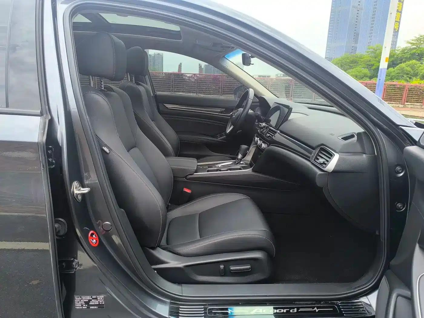 Accord 2022 260TURBO Phantom Night Premium Edition — миниатюра 13