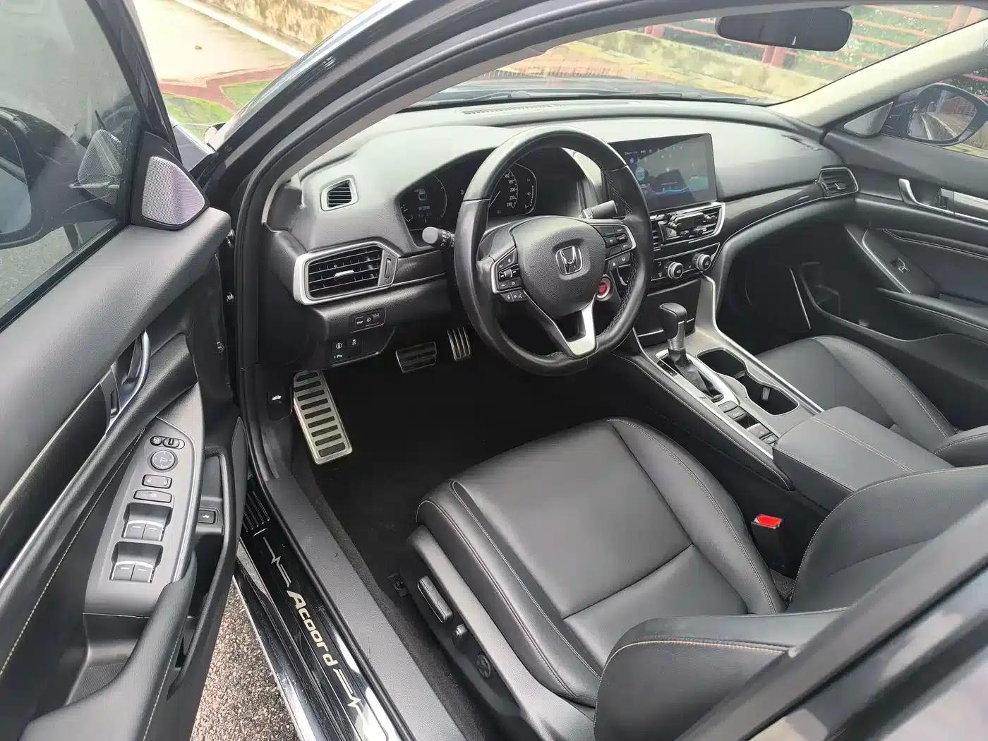 Accord 2022 260TURBO Phantom Night Premium Edition — миниатюра 9