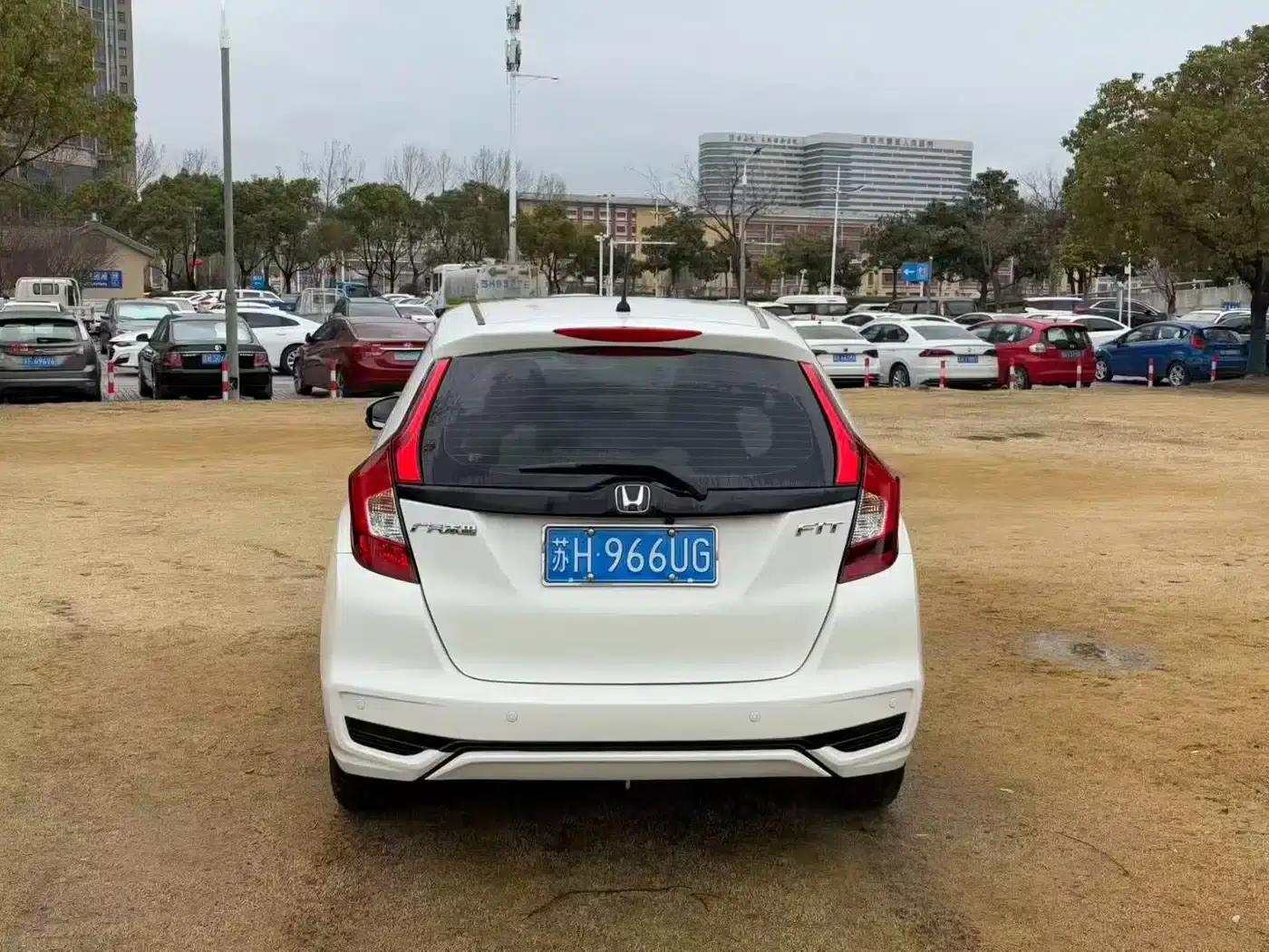 Honda Fit 2018 1.5L CVT Comfort Sunroof Edition — миниатюра 8