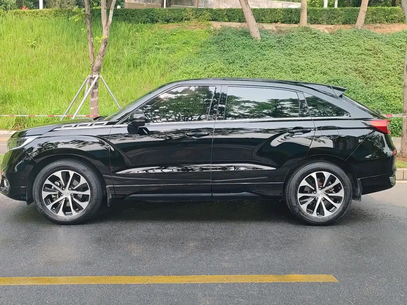 2017 Honda Avancier 240TURBO 2WD Elite Edition — миниатюра 4