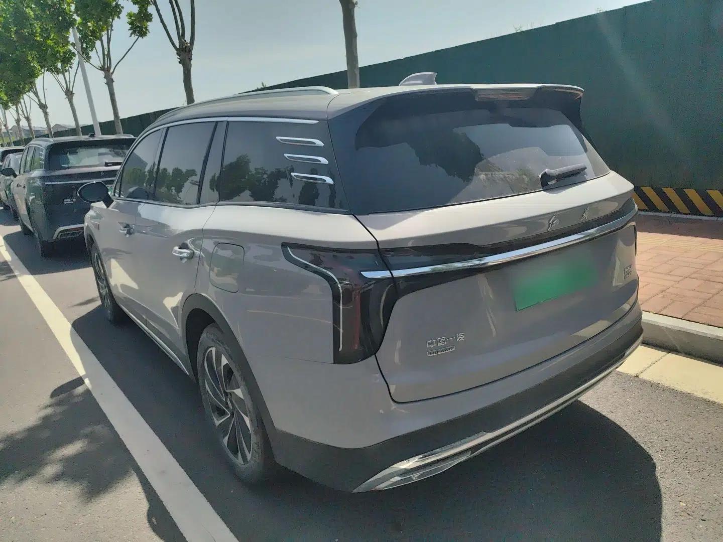 Hongqi HS7 PHEV 2024 2.0T PHEV Four-Wheel-Drive Flagship Edition 6 Seats — миниатюра 4