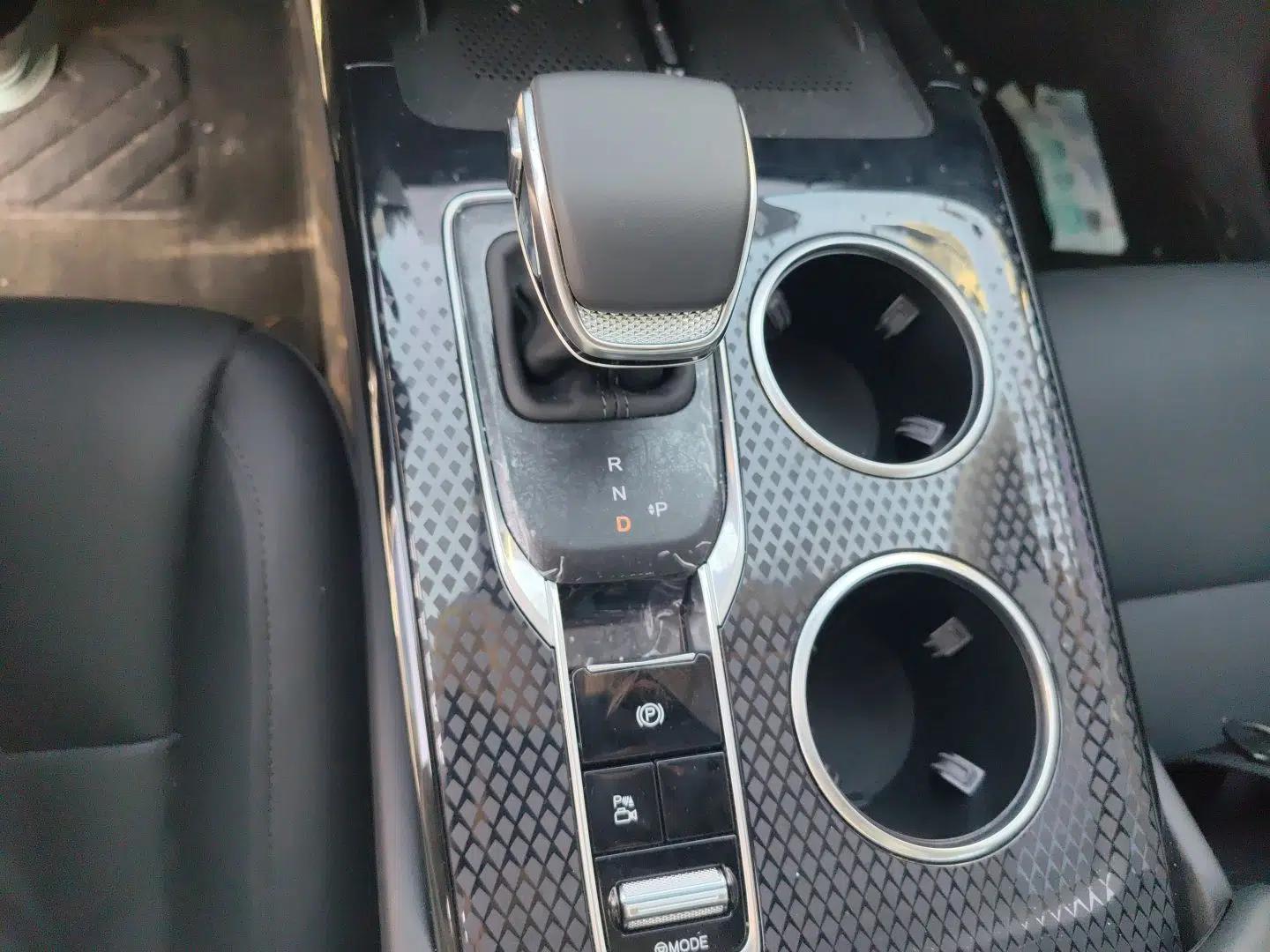 Hongqi HS3 PHEV 2025 Model 117km Jingwei Edition — миниатюра 17