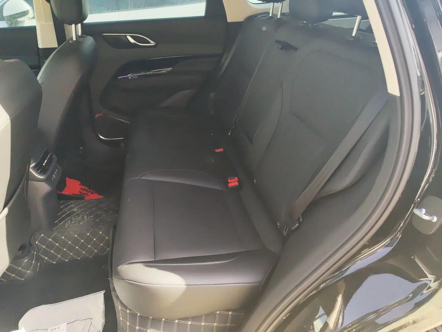 Hongqi HS3 PHEV 2025 Model 117km Jingwei Edition — миниатюра 20