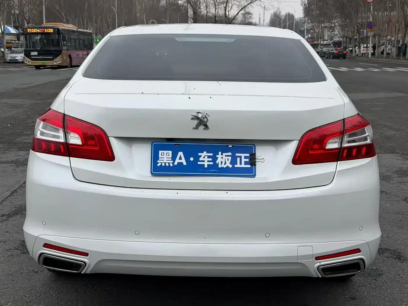 Peugeot 408 2018 350THP Automatic Luxury Edition — миниатюра 8
