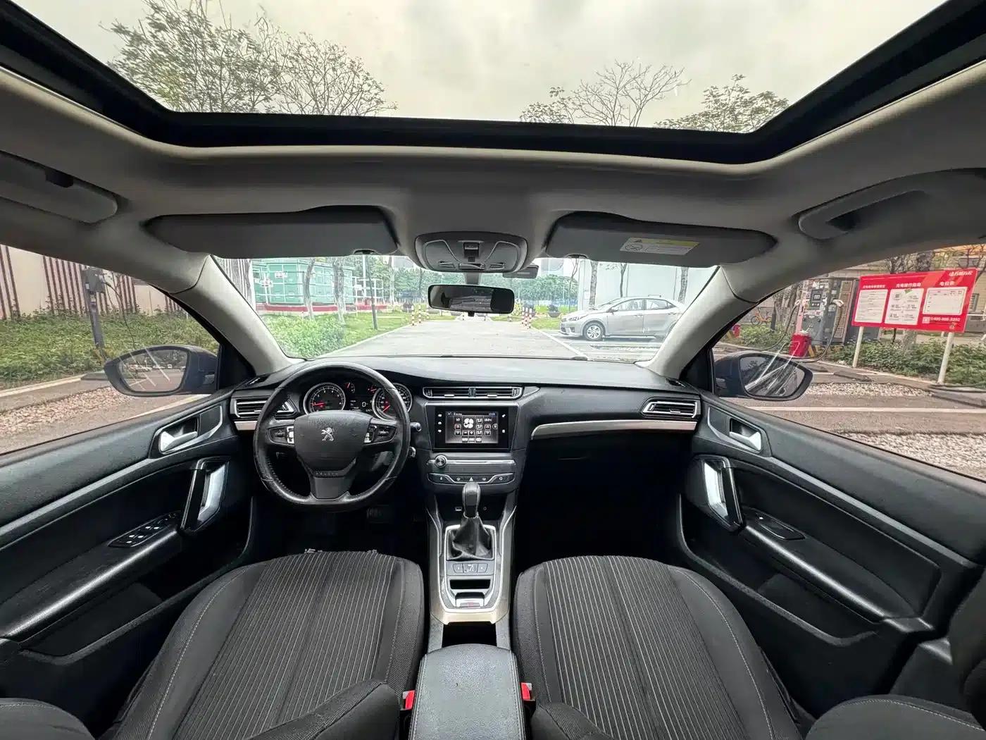 Peugeot 408 2015 1.2T Automatic Glory Edition — миниатюра 7