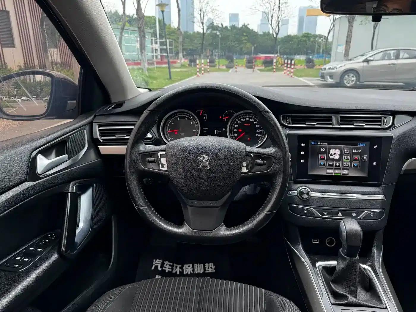 Peugeot 408 2015 1.2T Automatic Glory Edition — миниатюра 9