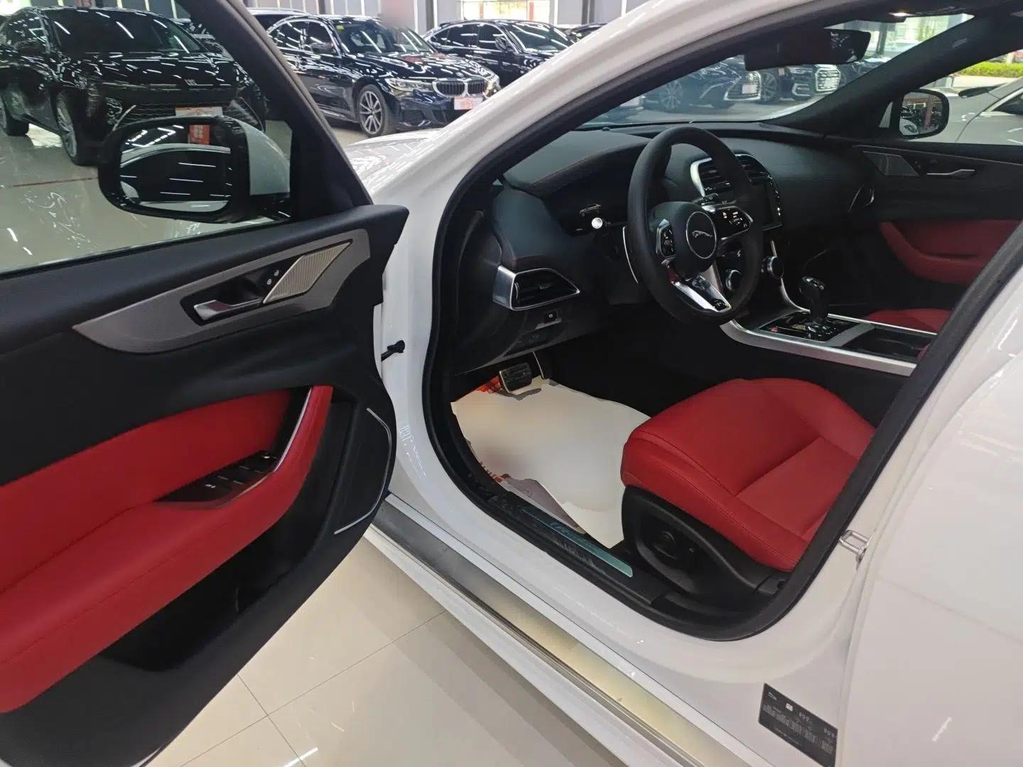 Jaguar XEL 2024 2.0T 250 PS R-DYNAMIC S Advanced Sport Edition — миниатюра 18