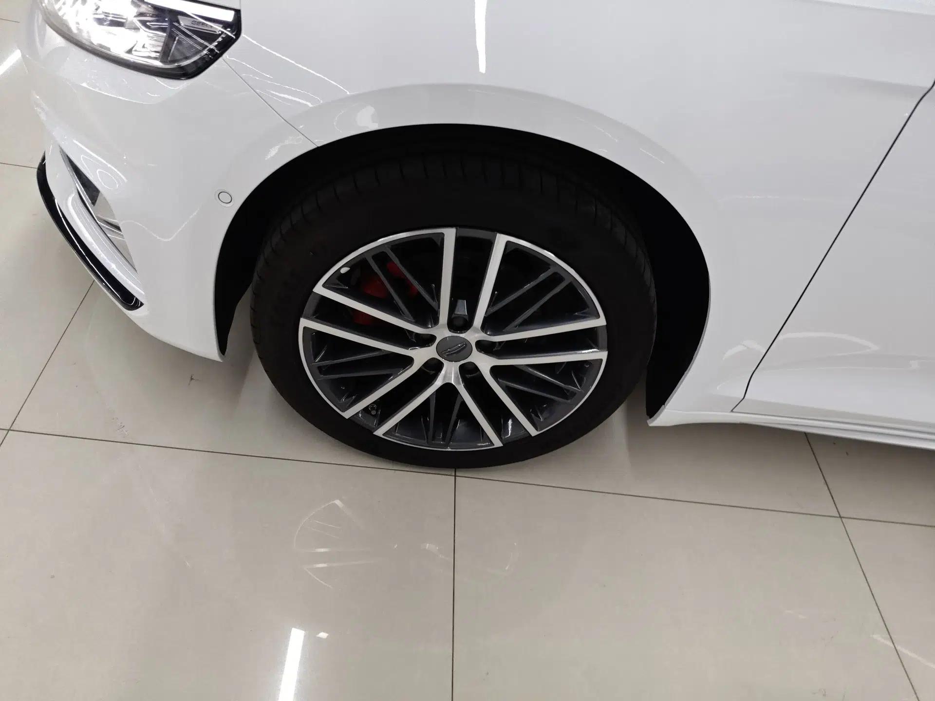 Geely Auto Preface 2023 2.0TD Prestige Version — миниатюра 8