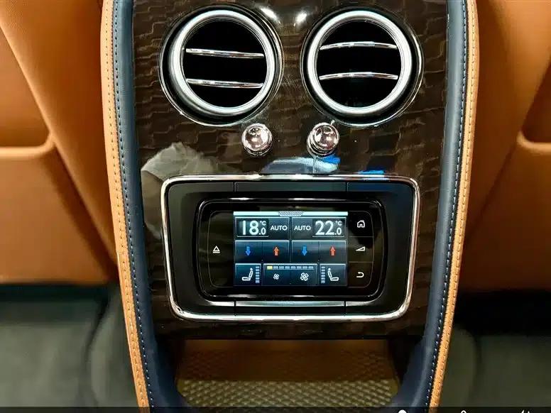 2017 Flying Spur 4.0T V8 Standard Edition — миниатюра 9