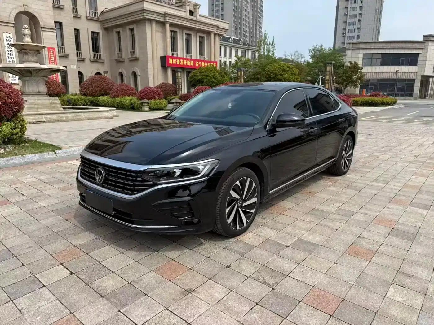 2023 Passat 330TSI Elite Edition — миниатюра 1