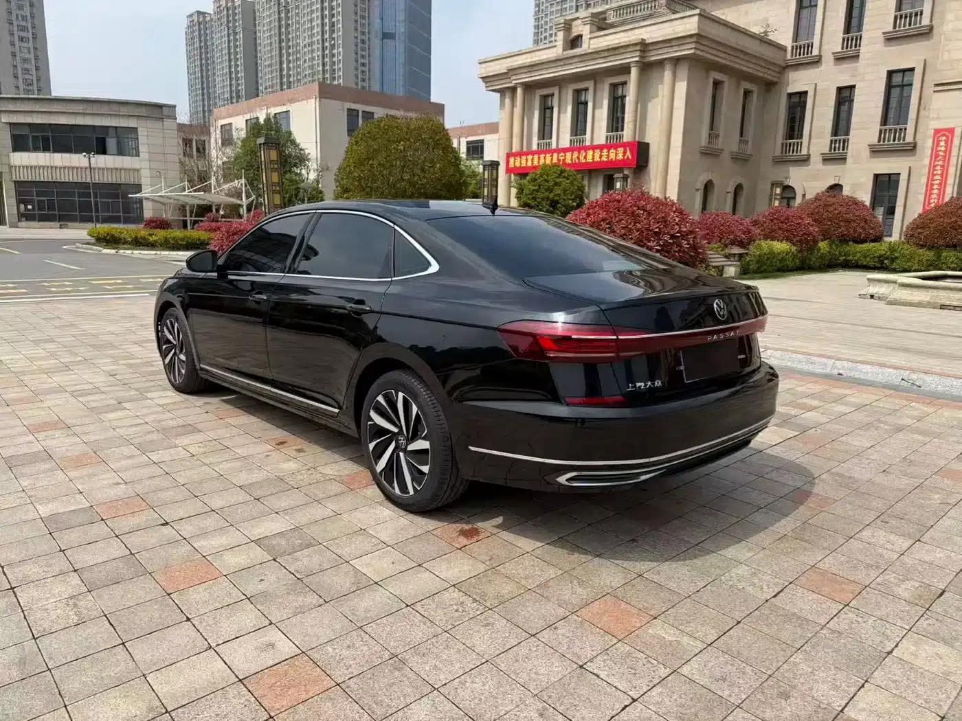 2023 Passat 330TSI Elite Edition — миниатюра 8