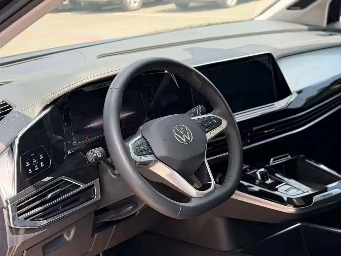 2023 Range Rover 530TSI AWD Flagship Pro 7-Seater — миниатюра 5
