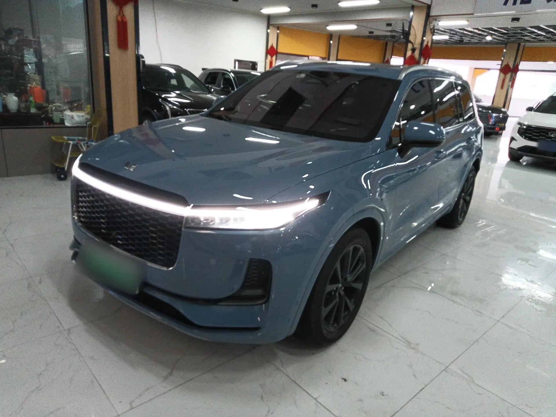 Li Auto ONE 2021 Extended-Range 6-Seater Version — миниатюра 1