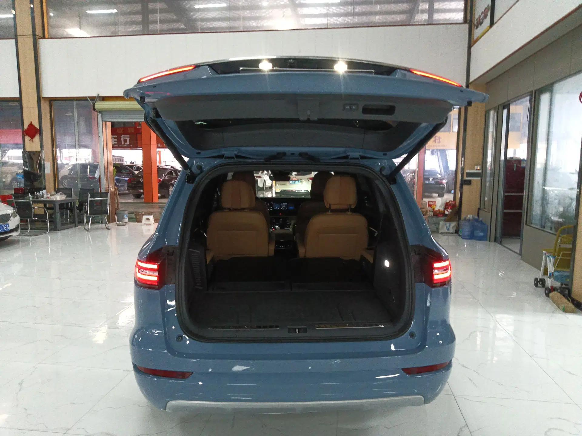 Li Auto ONE 2021 Extended-Range 6-Seater Version — миниатюра 22