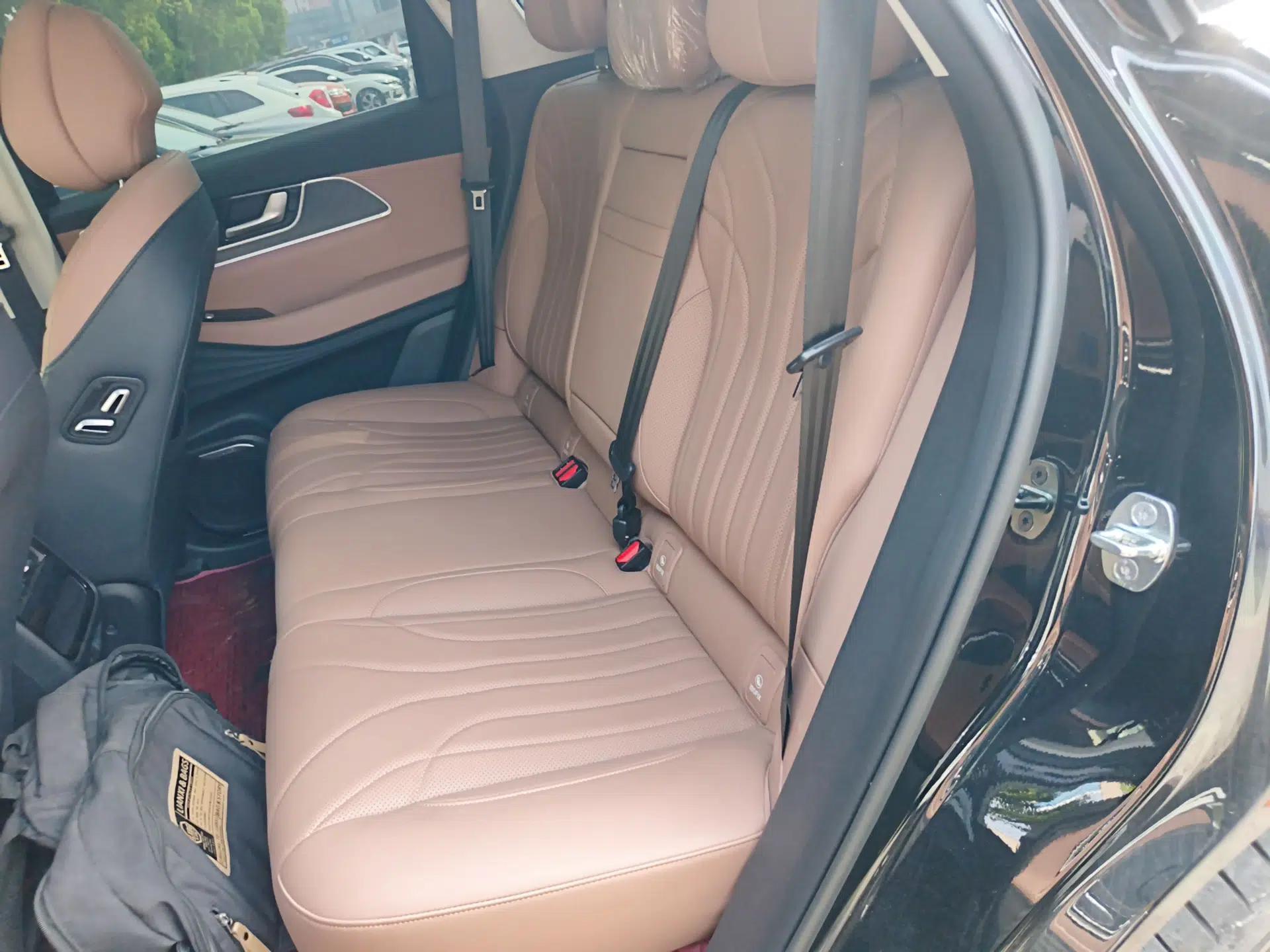 Chery Tiggo 8 L 2024 2.0T Two-Wheel Drive Luxury Edition 5 Seats — миниатюра 20