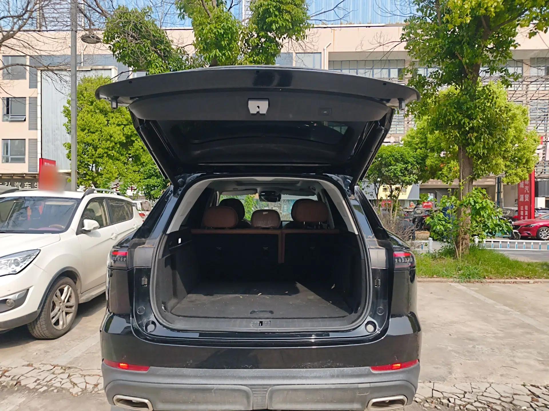 Chery Tiggo 8 L 2024 2.0T Two-Wheel Drive Luxury Edition 5 Seats — миниатюра 22