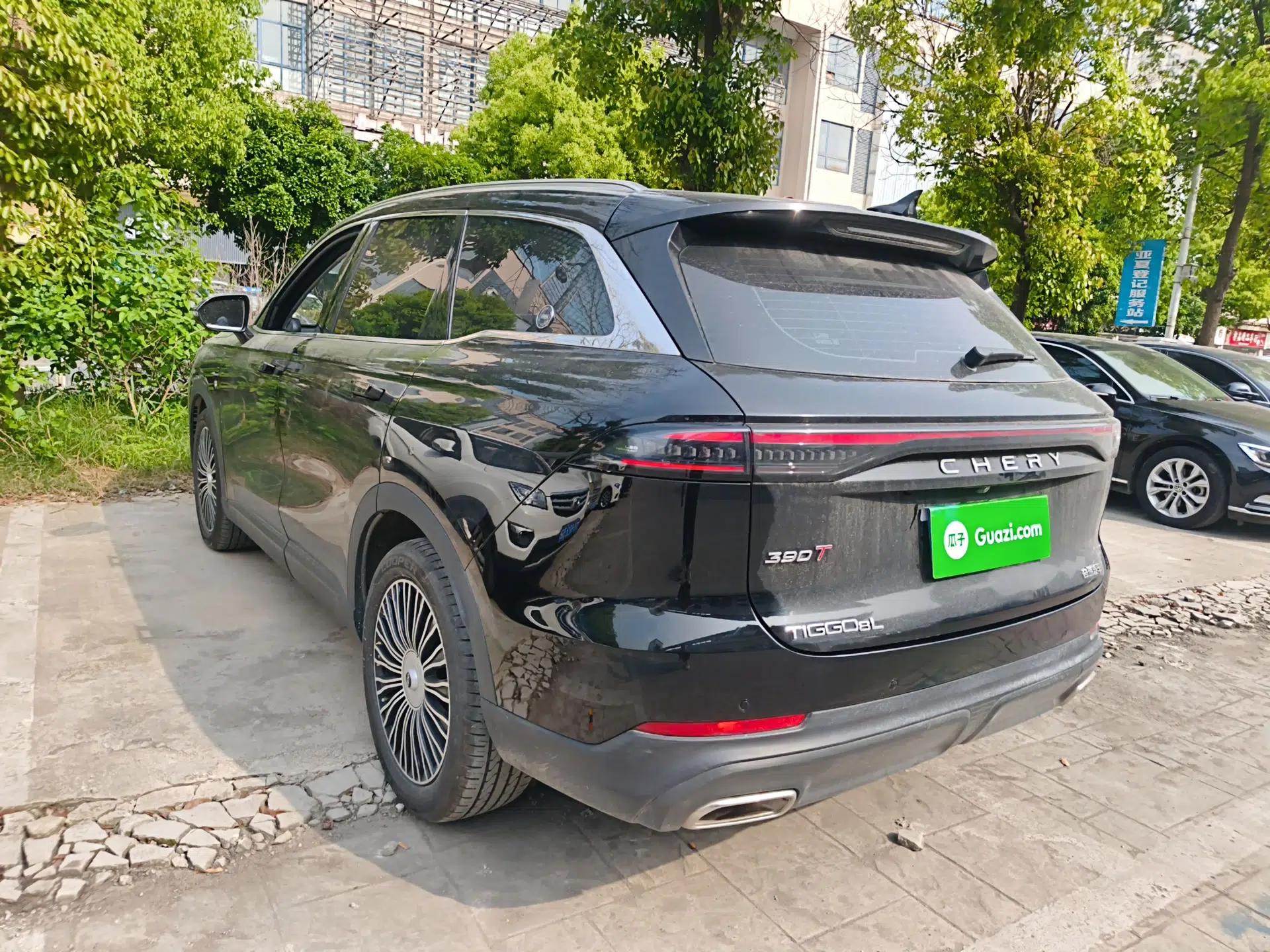 Chery Tiggo 8 L 2024 2.0T Two-Wheel Drive Luxury Edition 5 Seats — миниатюра 4