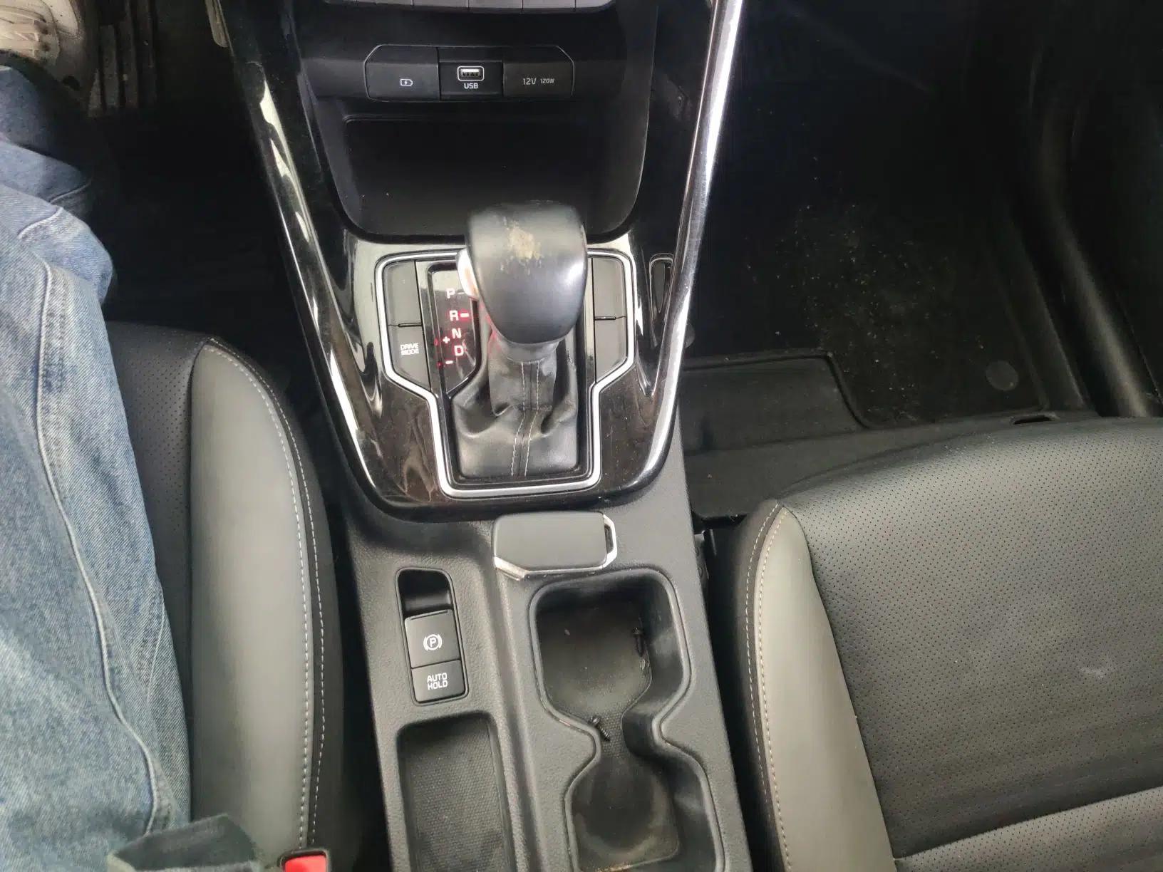 Kia Sportage R 2019 2.0L Automatic Smart Luxury Edition — миниатюра 17