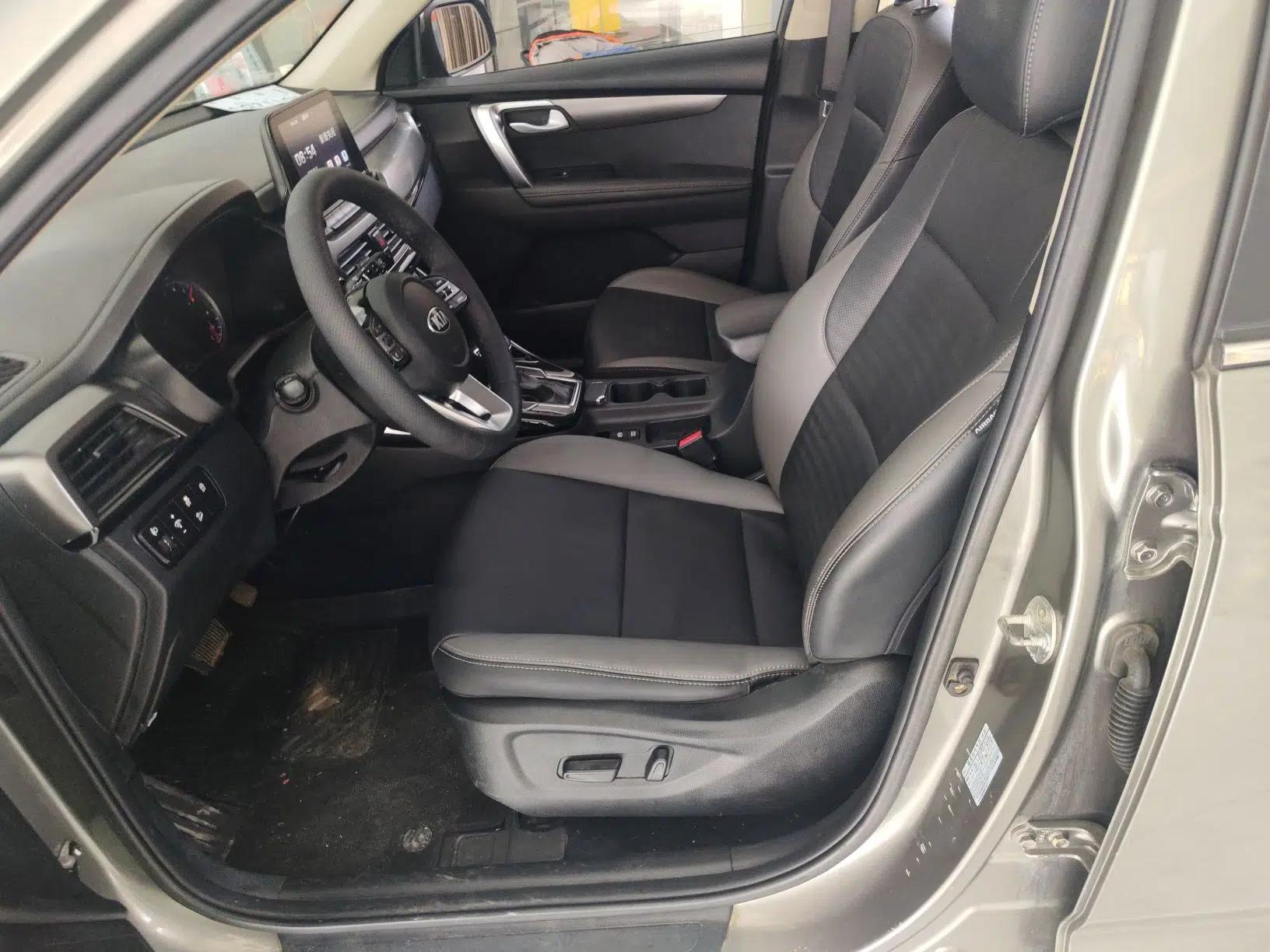 Kia Sportage R 2019 2.0L Automatic Smart Luxury Edition — миниатюра 18