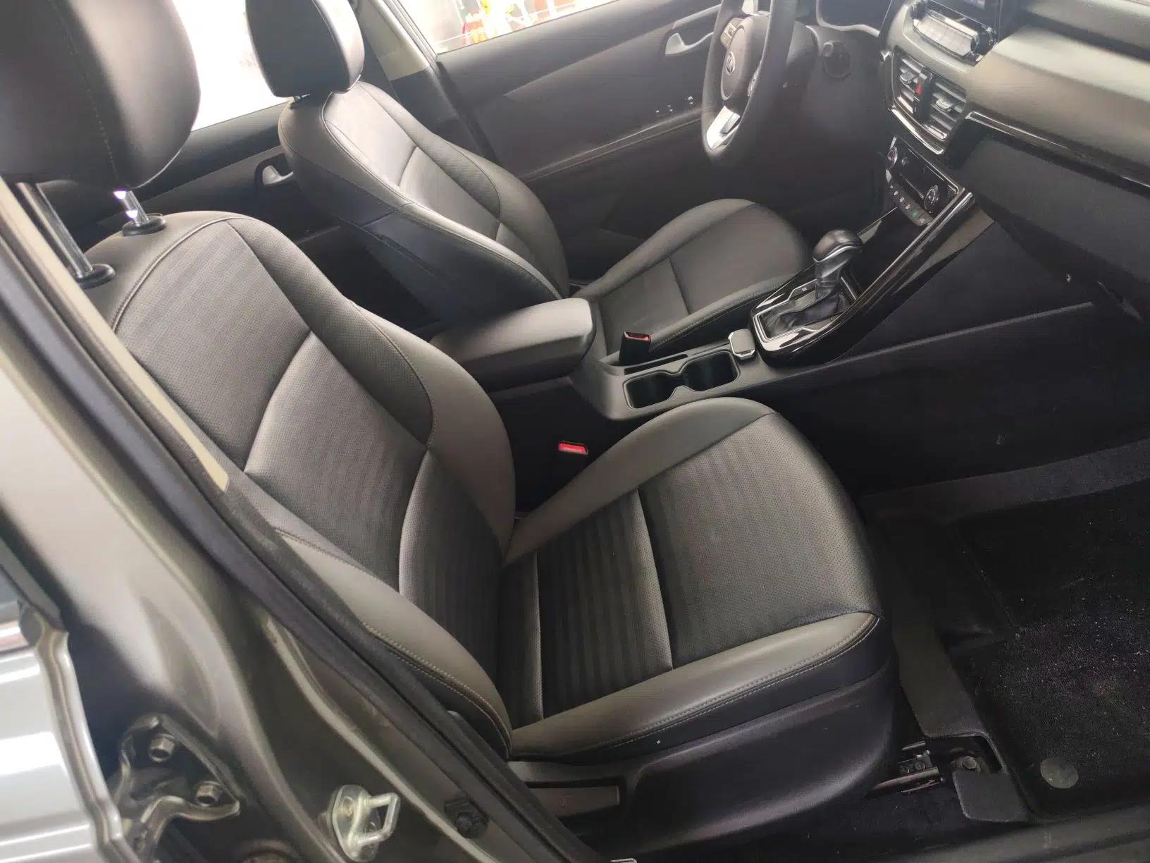 Kia Sportage R 2019 2.0L Automatic Smart Luxury Edition — миниатюра 23
