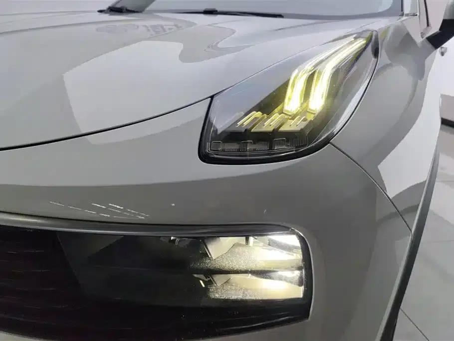 Lynk & Co 01 2017 2.0T 2WD Pro Edition — миниатюра 5
