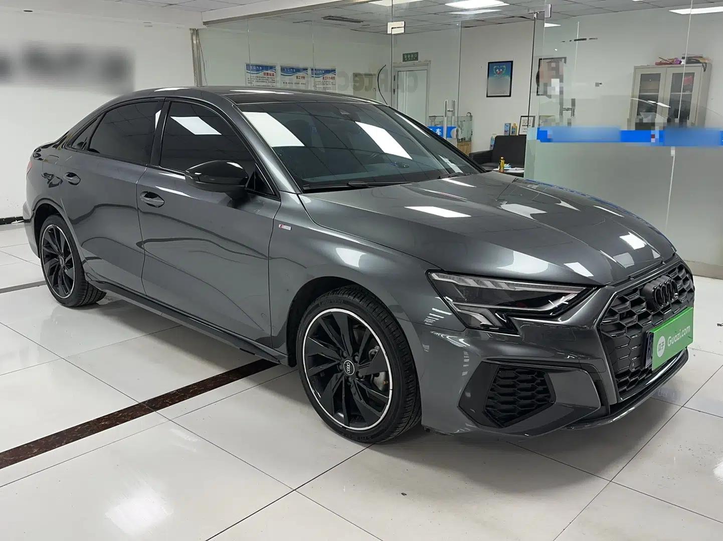 Audi A3 2024 A3L Limousine 35 TFSI Fashion Sport Model — миниатюра 3