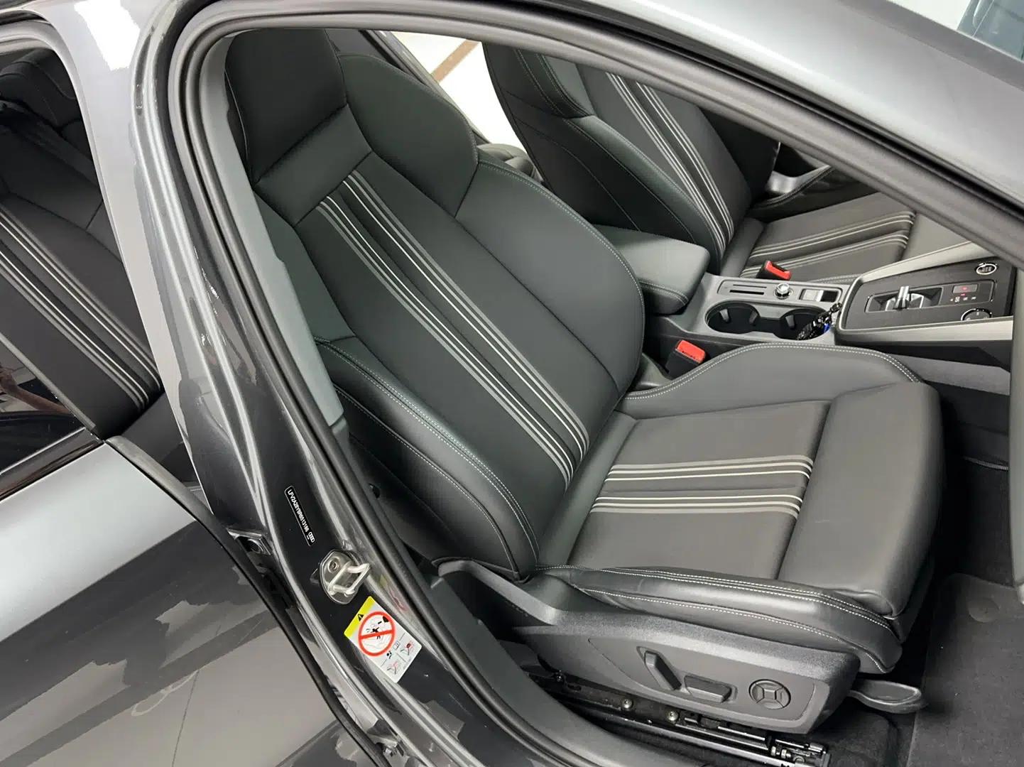 Audi A3 2024 A3L Limousine 35 TFSI Fashion Sport Model — миниатюра 8