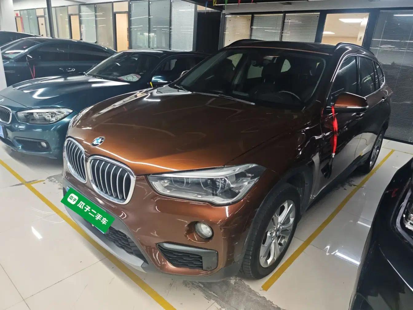 BMW X1 2016 sDrive18Li Premium Edition — миниатюра 1