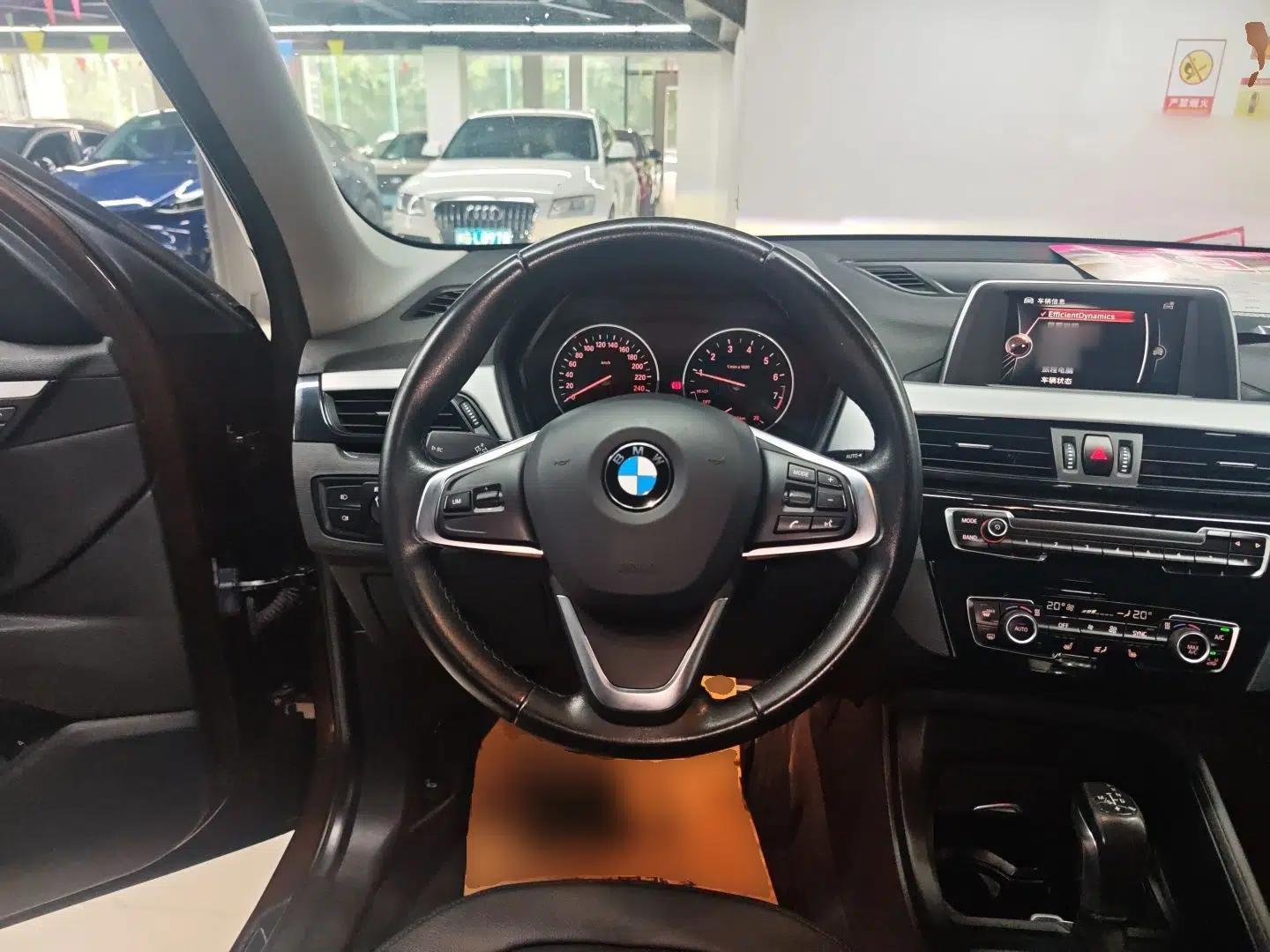 BMW X1 2016 sDrive18Li Premium Edition — миниатюра 14