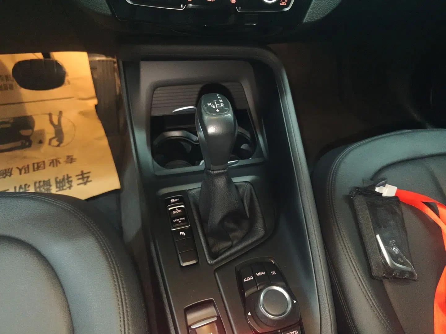 BMW X1 2016 sDrive18Li Premium Edition — миниатюра 17