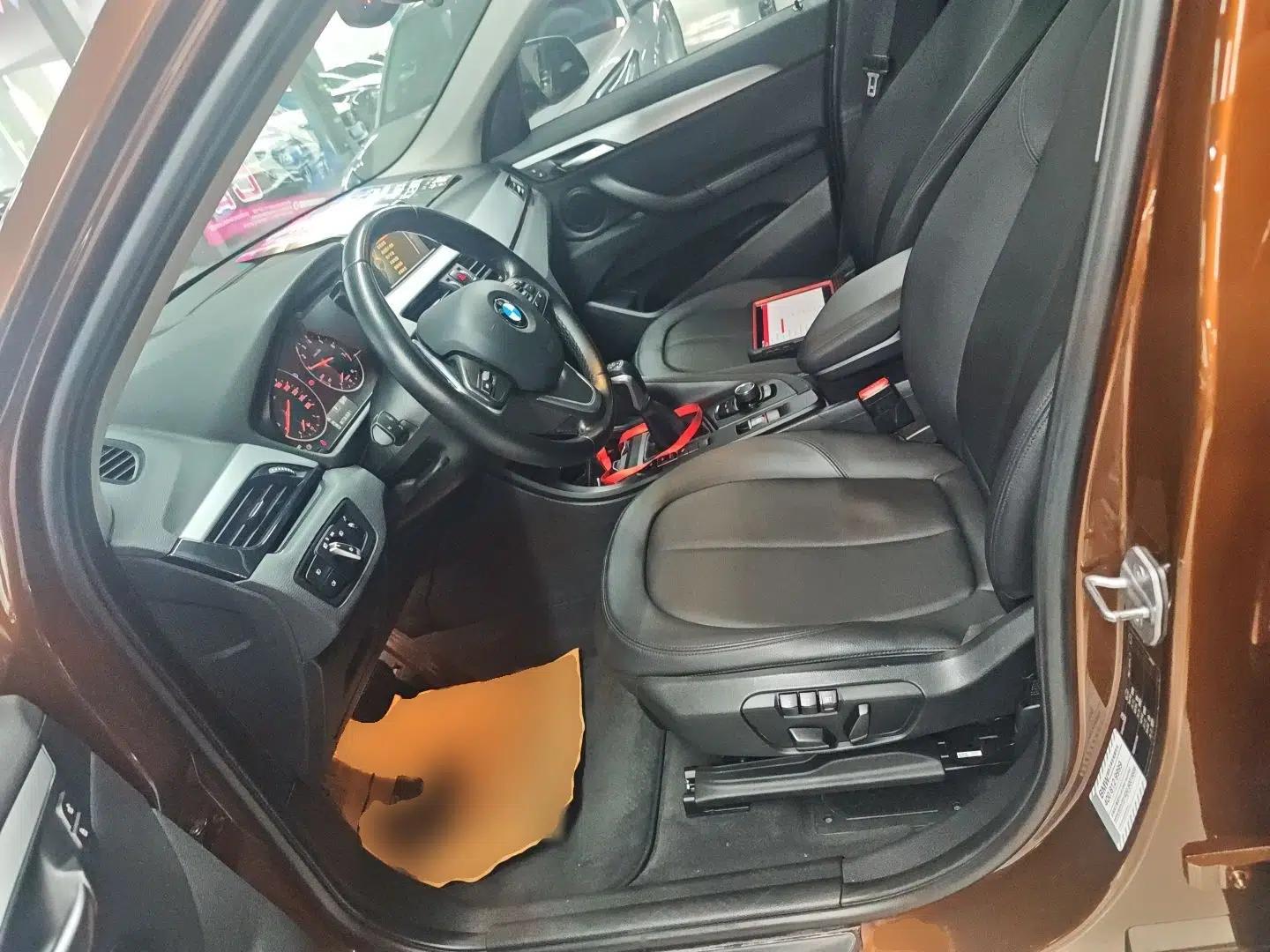 BMW X1 2016 sDrive18Li Premium Edition — миниатюра 18