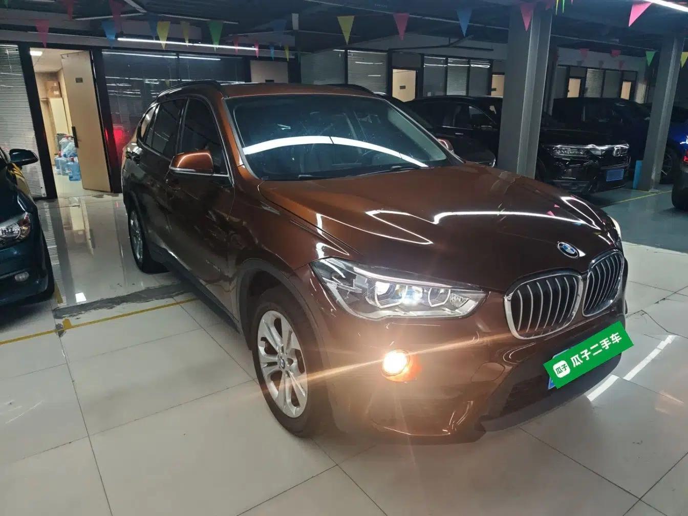 BMW X1 2016 sDrive18Li Premium Edition — миниатюра 3