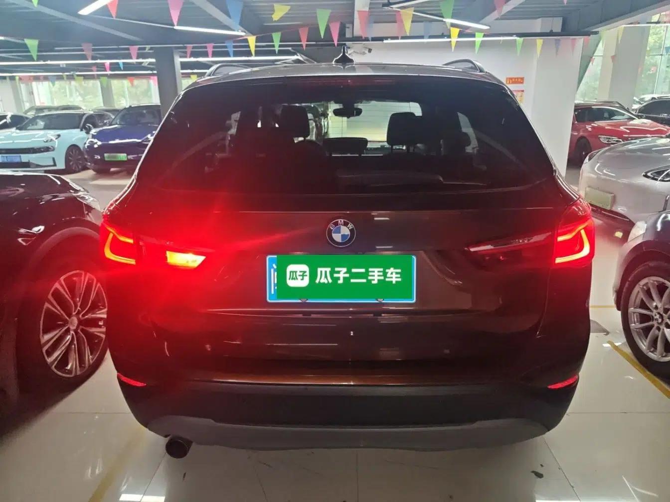 BMW X1 2016 sDrive18Li Premium Edition — миниатюра 5