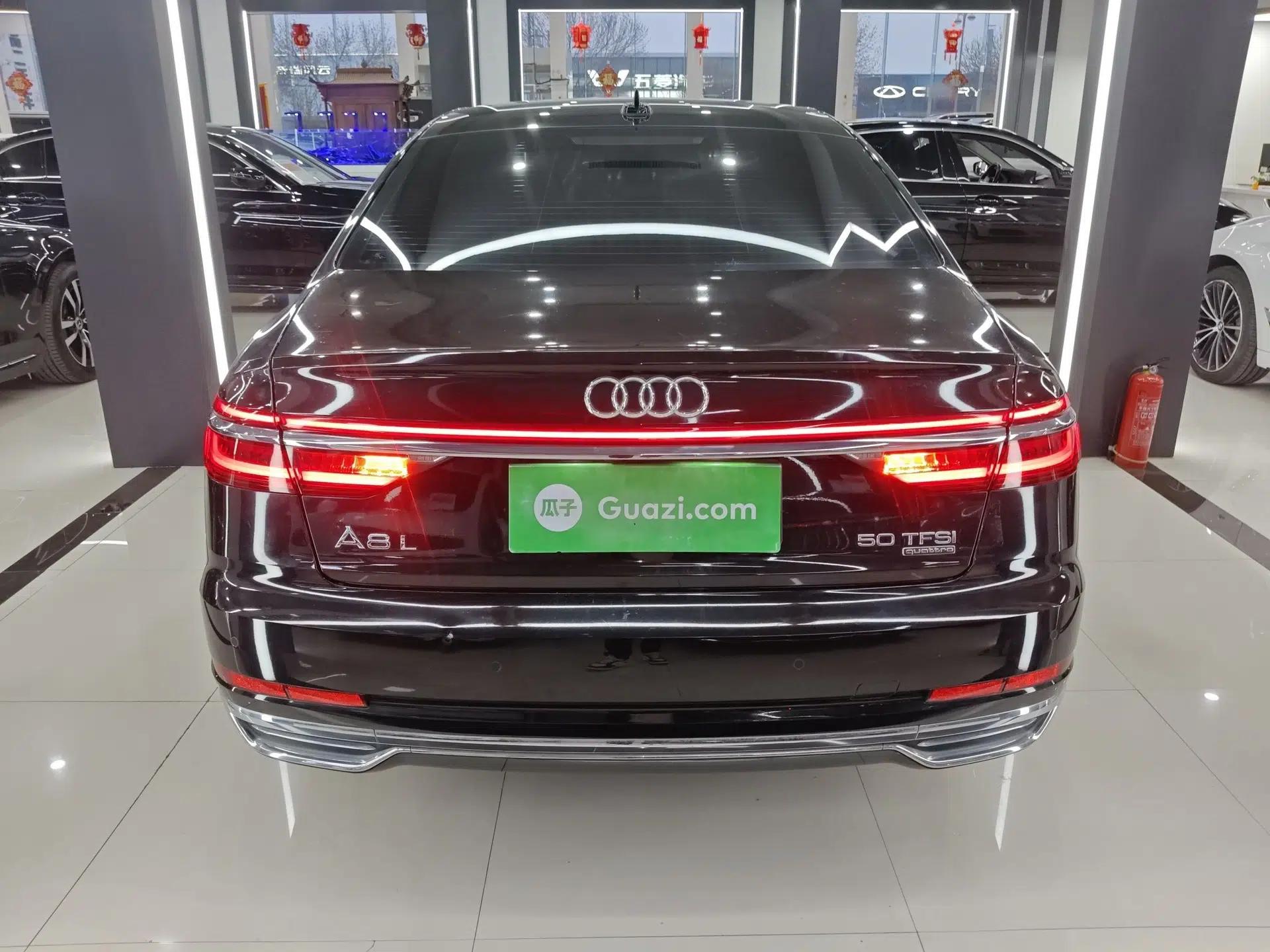 Audi A8 2021 A8L 50 TFSI quattro Comfort Model — миниатюра 3
