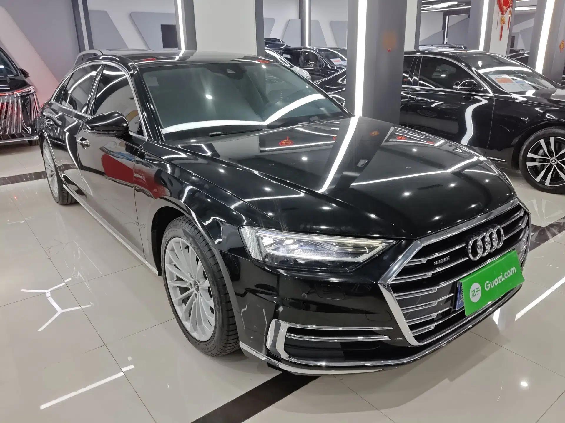 Audi A8 2021 A8L 50 TFSI quattro Comfort Model — миниатюра 6