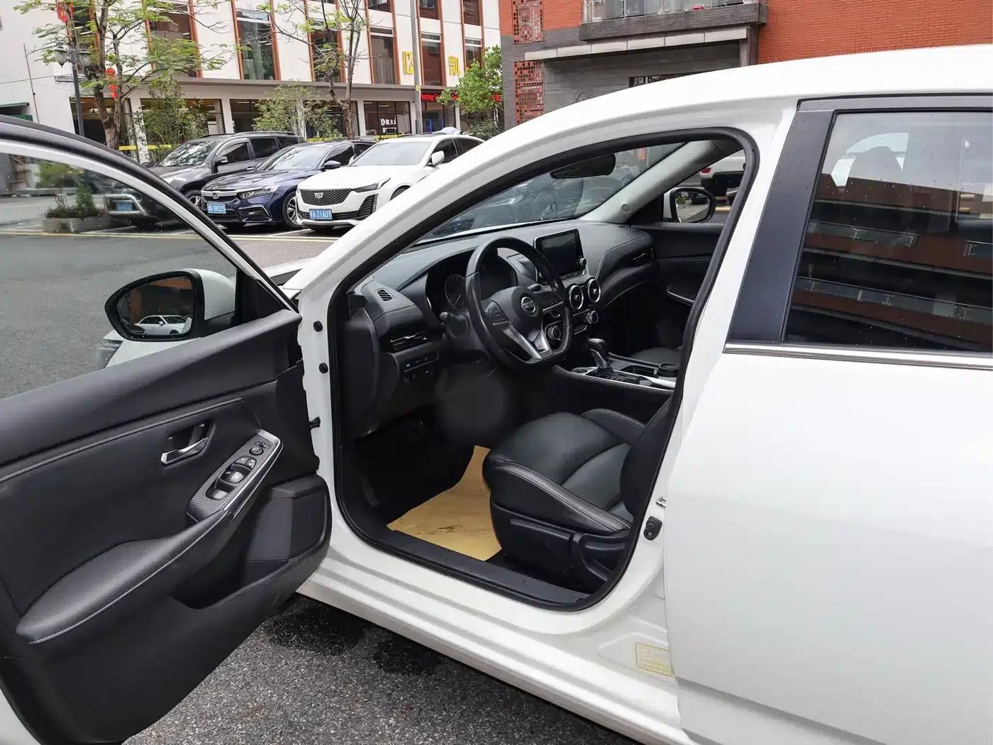 Nissan Sylphy 2020 1.6L XL CVT Enjoy Edition — миниатюра 4