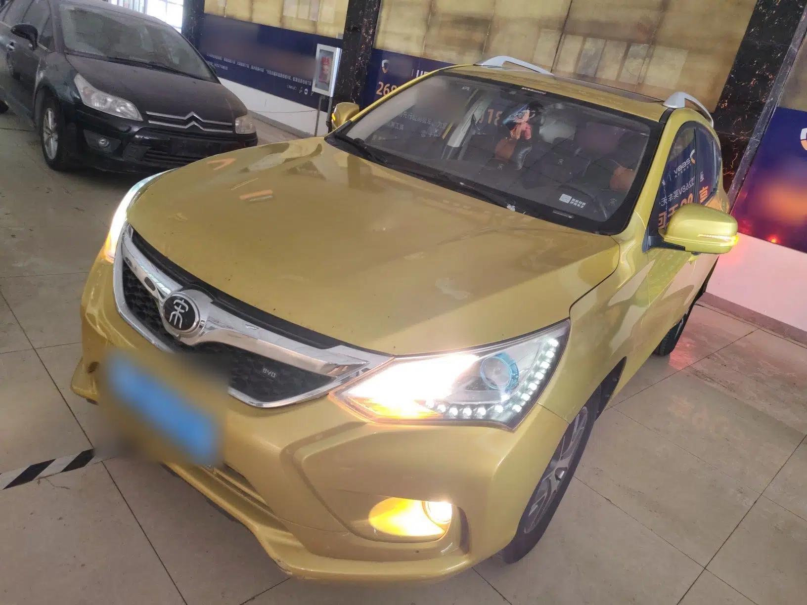 BYD Song 2016 GaiShi Edition 1.5TI Manual Elite Model — миниатюра 1