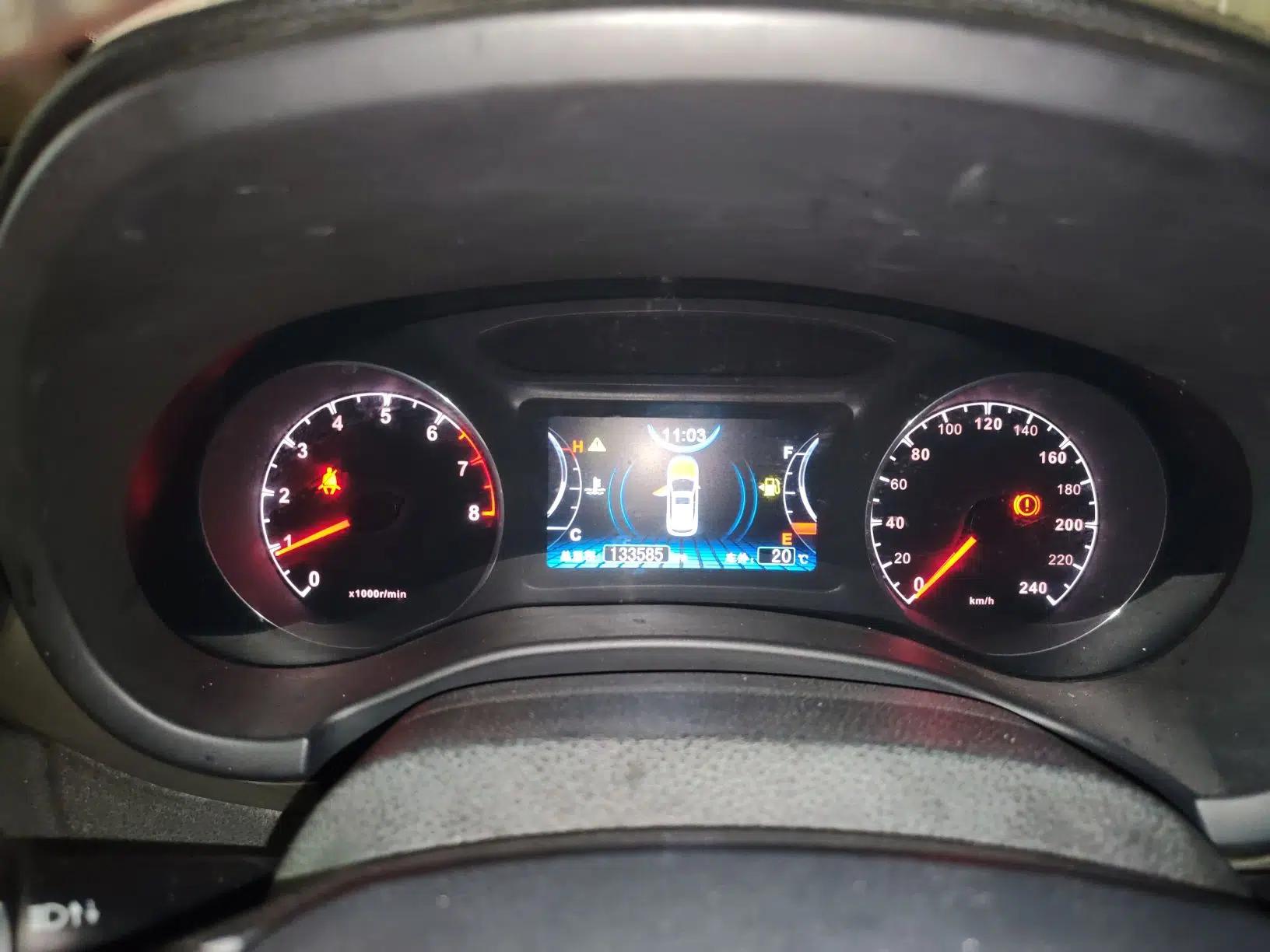 BYD Song 2016 GaiShi Edition 1.5TI Manual Elite Model — миниатюра 15